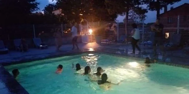 Verhuur Gite Last Minute Residence Zwembad Gard