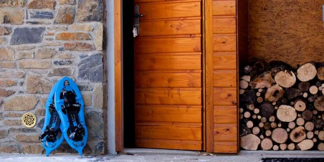 Vermietung Ferienhaus Ferienwohnung Ariege Vermietung Ferienhaus Chalet Gebirge Schneeschuhwandern Reduite