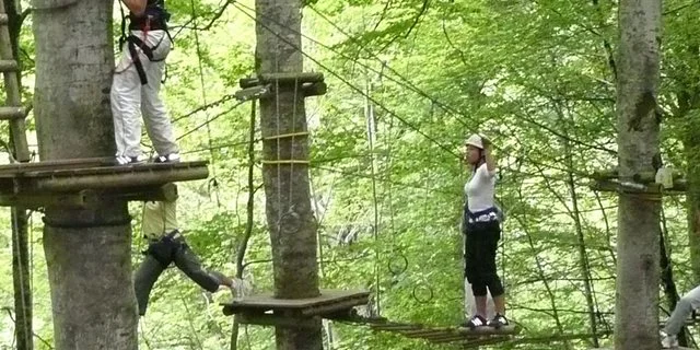 Vermietung Ferienhaus Urlaub Ariege Freizeitaktivitäten Tourismus Ariege Freizeit Seilgarten Orlu