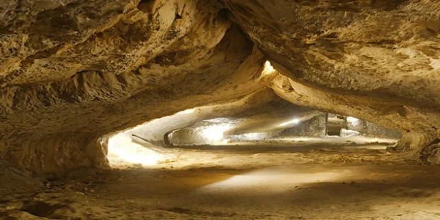 Vermietung Ferienhaus Urlaub Ariege Freizeit Besichtigung Grottes De Lombrives Recadree