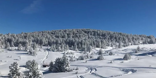 Vermietung Ferienhaus Urlaub Ariege Tourismus Wintersport Schnee Balade Rando Paysage07 Reduite
