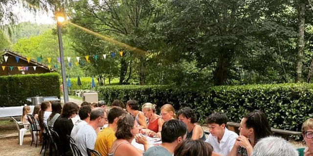 Vermietung Ferienhaus Gruppe Empfang Cousinade Cousinades Feriendörfer 06 Aveyron
