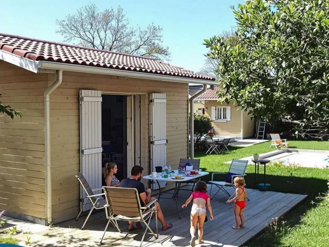 Vermietung Osterferien Ferienhaus Ferienwohnung Frankreich Mit Pool Für Familien 8