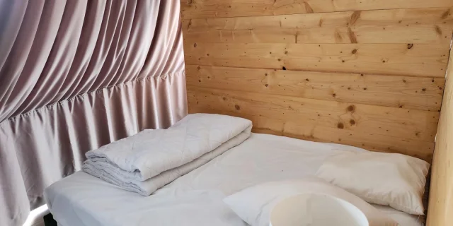 Vermietung Atypisches Ferienhaus Dome Bulle 23 Villagedegites Domainedemassoulac 10 Vermietung Ausgefallene Unterkunft Cabane Dome 04