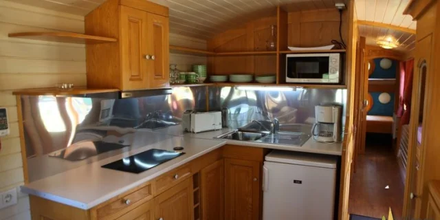 Vermietung Atypisches Ferienhaus Wohnwagen 06