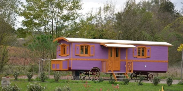 Vermietung Atypisches Ferienhaus Wohnwagen 24 Ardeche