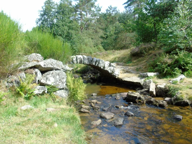 Creuse Riviere Pont Pierre