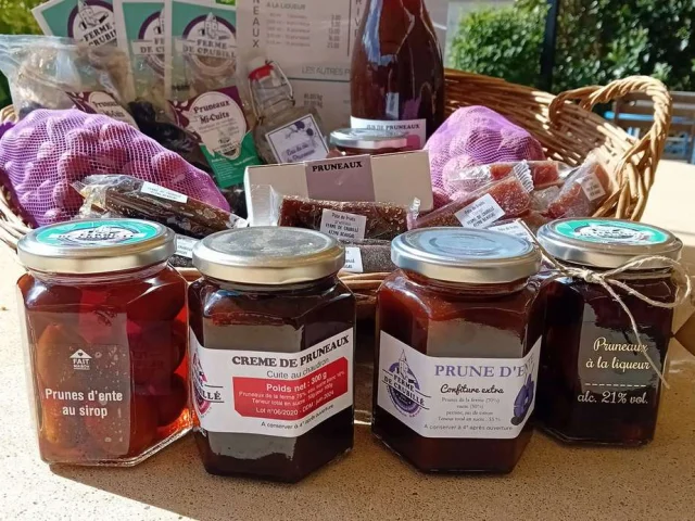 Villagedegites Lot Et Garonne Ferme Couderc 06 Accueil Produits Du Terroir Reduite