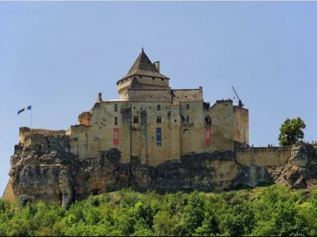 Kulturerbe der Dordogne: das Schloss von Castelnaud