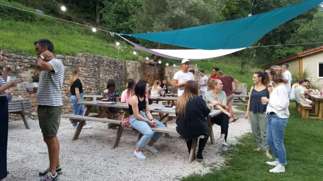 Location Gite Aveyron La Grange Du Heron Chalets Gite De Groupe