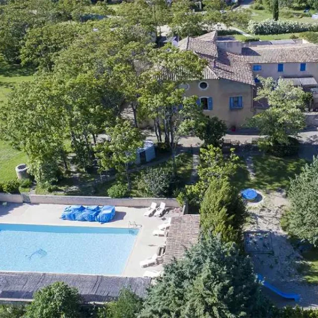 Location Gite Vaucluse Bastide De La Peyroliere Gite Avec Piscine Luberon Apt