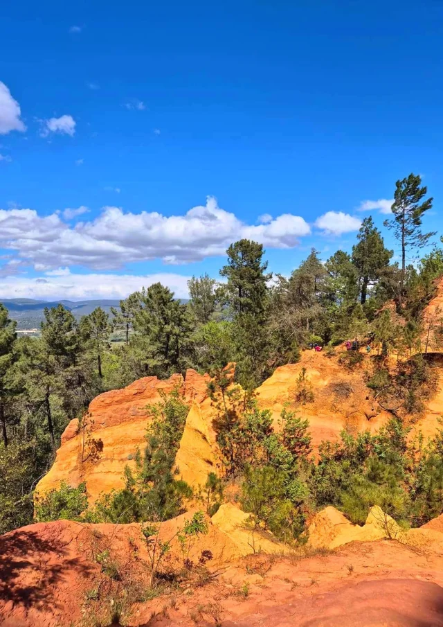 Vermietung von Ferienwohnungen in der Provence Vaucluse Roussillon Les Ocres Colorado Provencal 03